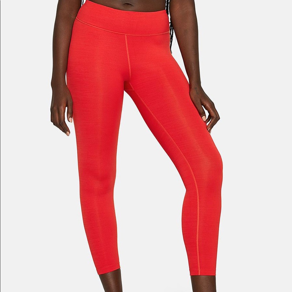 Outdoor voices red leggings
